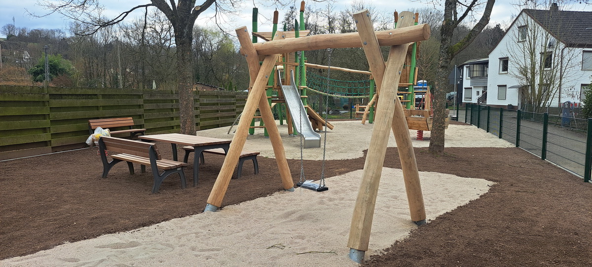 Spielplatz Rathaus 13