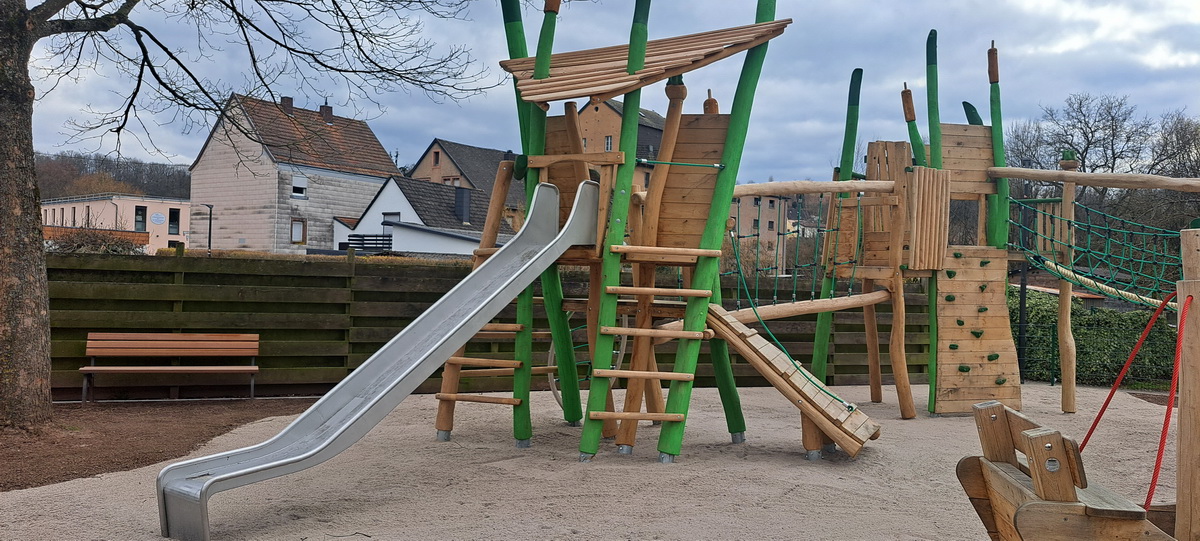 Spielplatz Rathaus 14