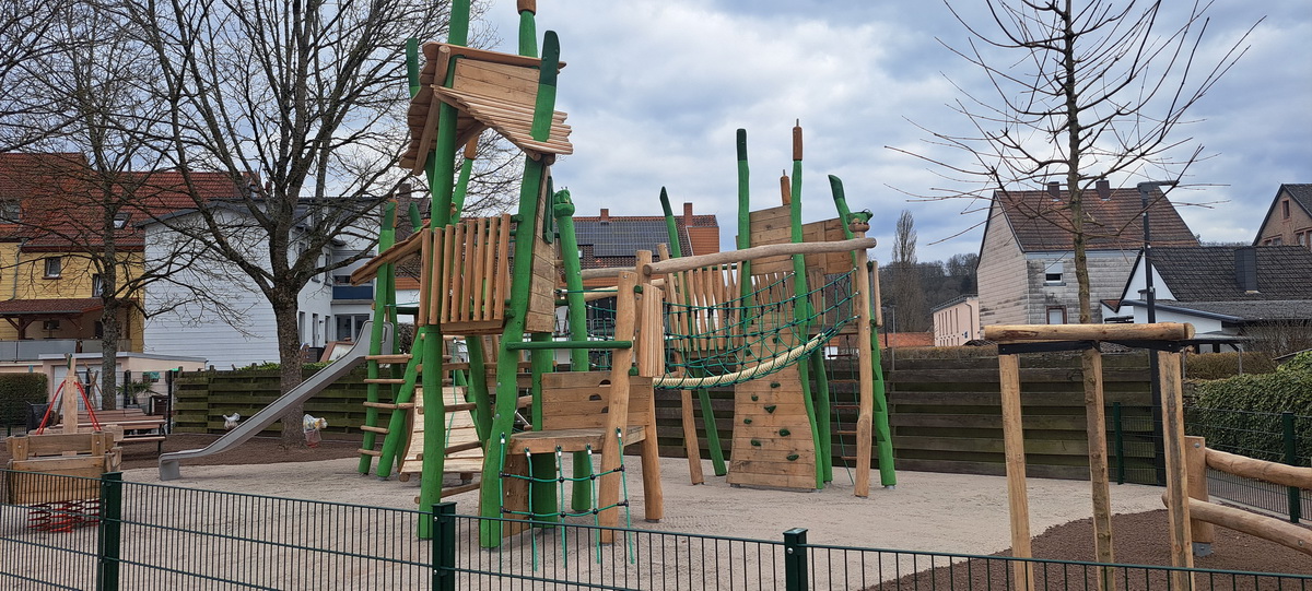 Spielplatz Rathaus 15